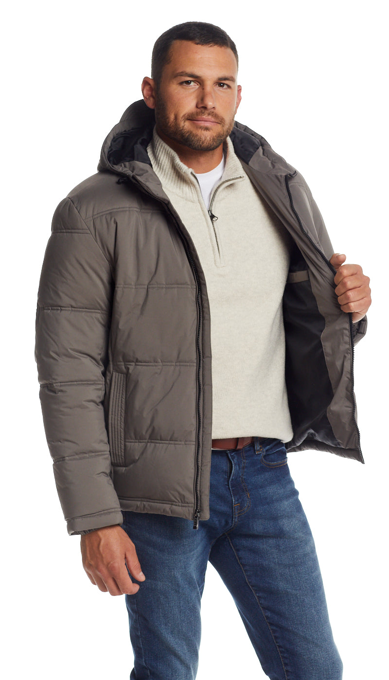 QUILTED PUFFER WITH ATTACHED HOOD