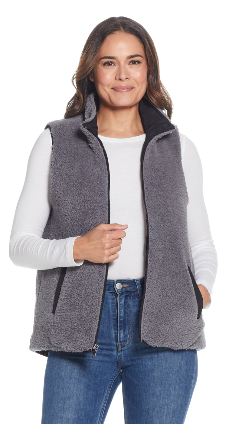 REVERSIBLE FLEECE VEST