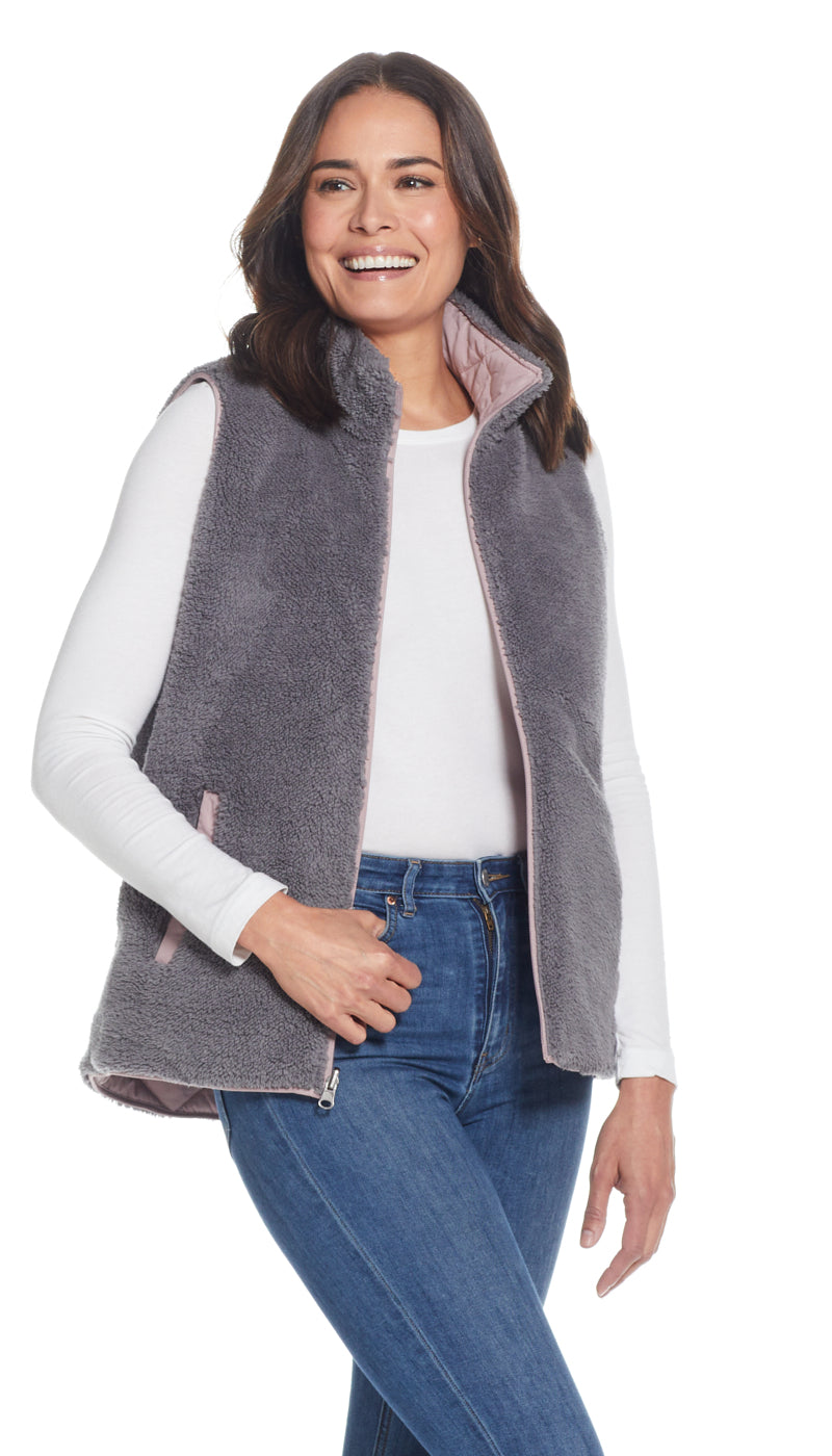 REVERSIBLE FLEECE VEST