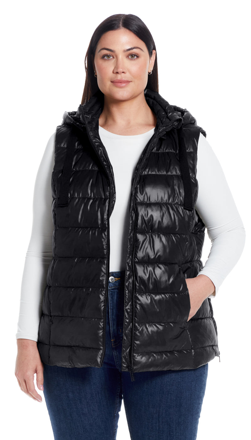 HOODED PUFFER VEST