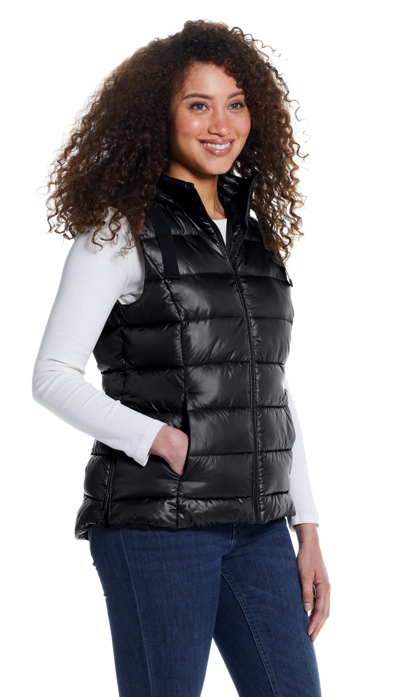 HOODED PUFFER VEST