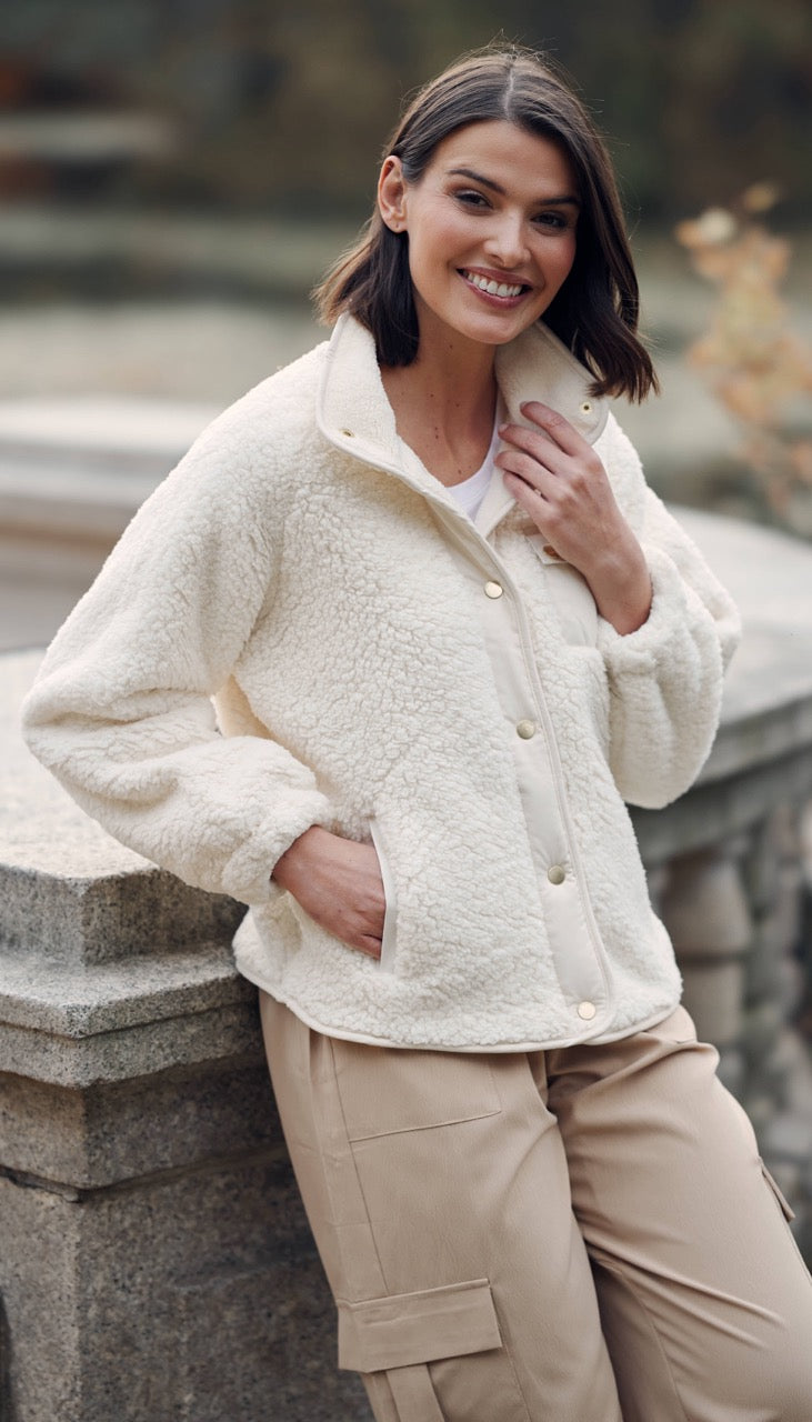 SNAP FRONT COZY FLEECE JACKET